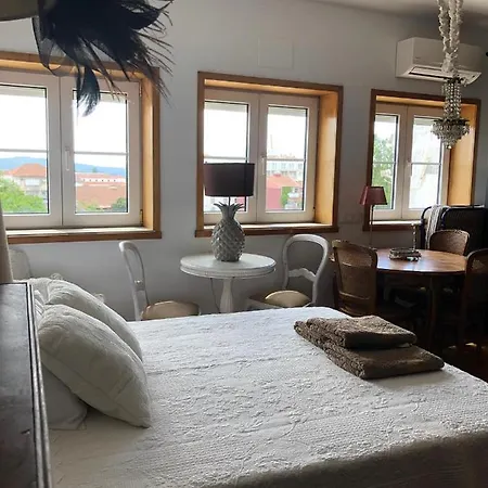 Appartement Your Place In Studio